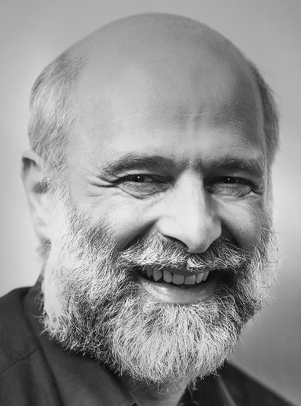 Dr. Arne Panesar